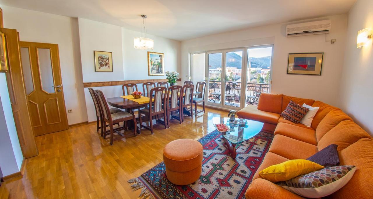 Apartment Italy - Promenade Мостар Екстериор снимка